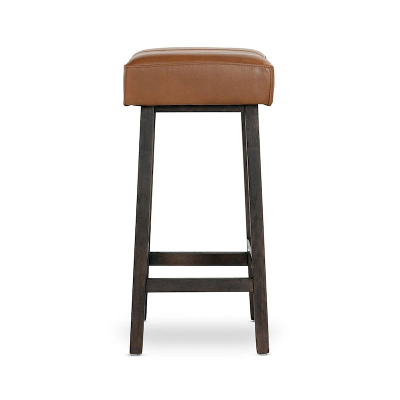 Tabouret de comptoir sans dossier en cuir végétalien, pieds en bois foncé, couleur caramel
