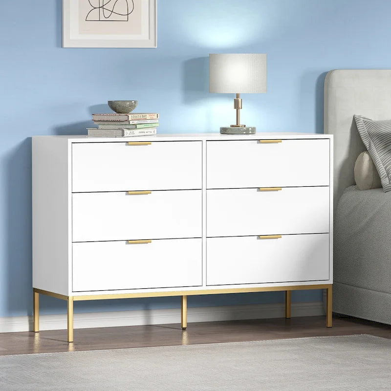 Commode large à 6 tiroirs, en panneau de particules blanc, pieds en métal doré, poignées de barre, moderne